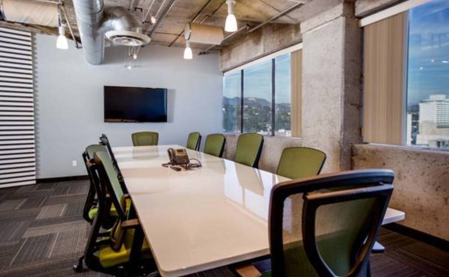 Large Conference Room Large Conference Room