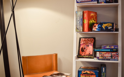 Shared desk  Shared desk