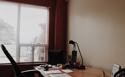 Dedicated desks. Shared office space. Big windows. Open concept. Decks with a view of the lake.