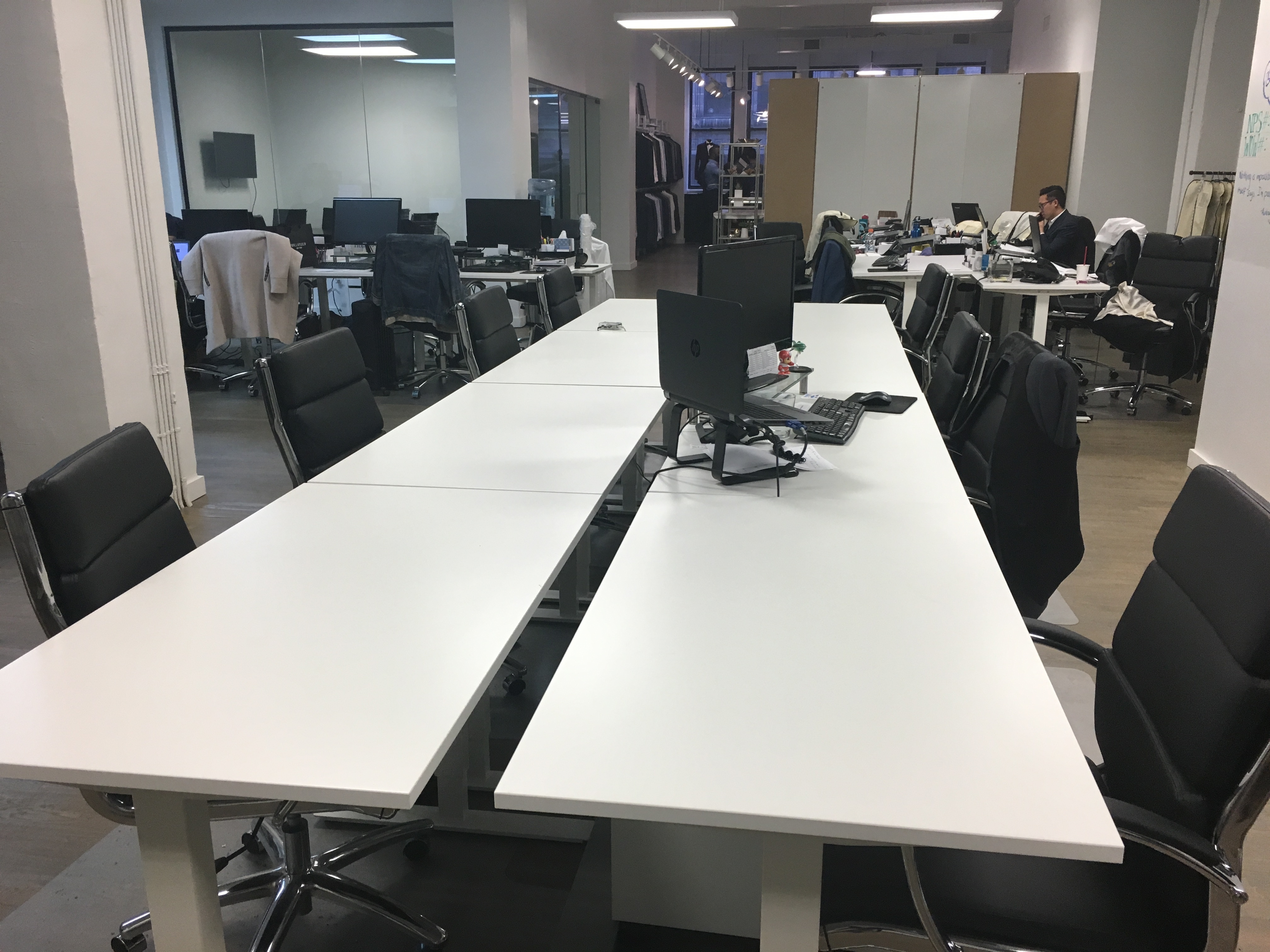 Dedicated Desks in NYC Fashion Tech Start-up Office Space