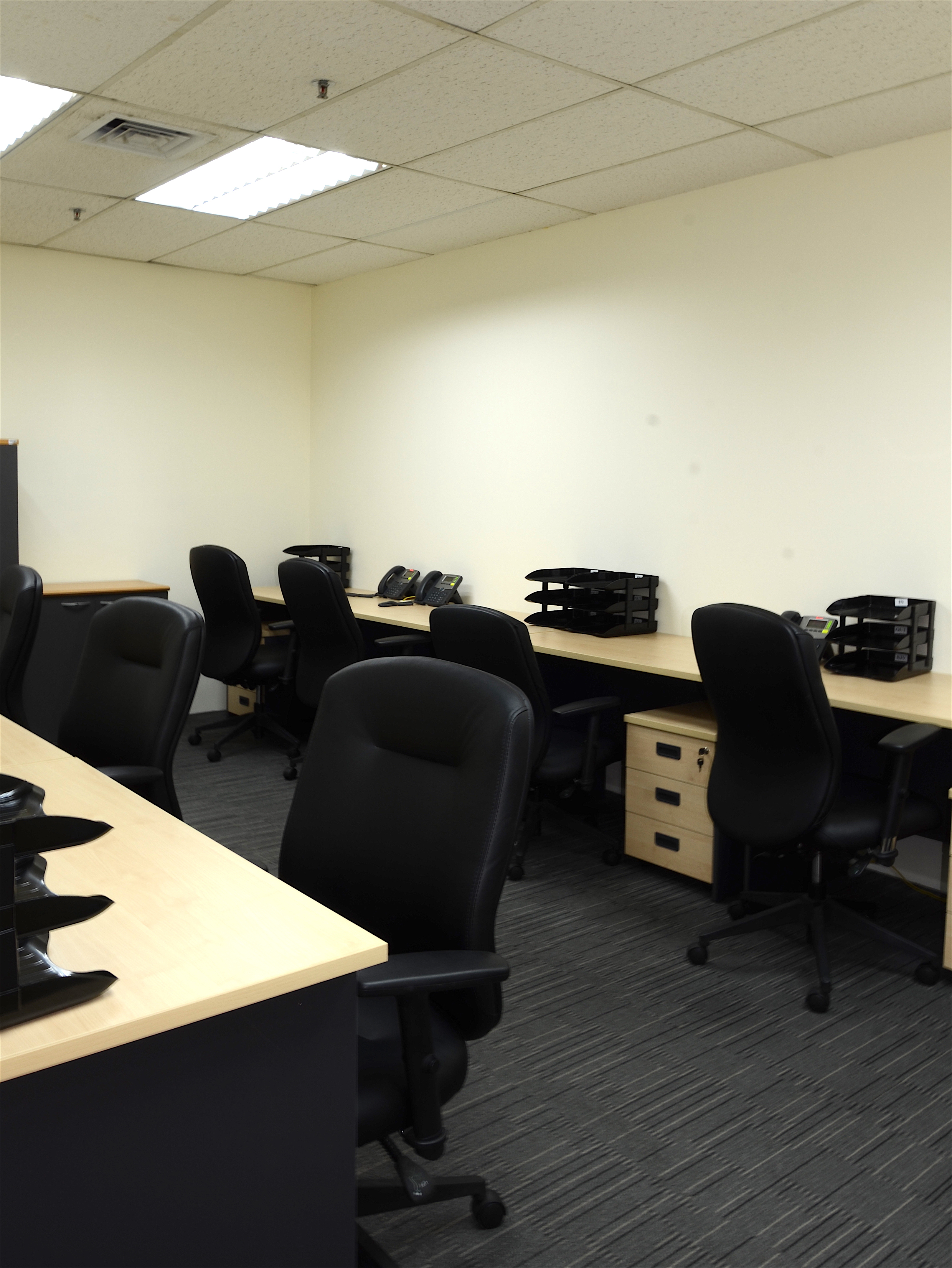 Raffles Business Concierge (2 seater)