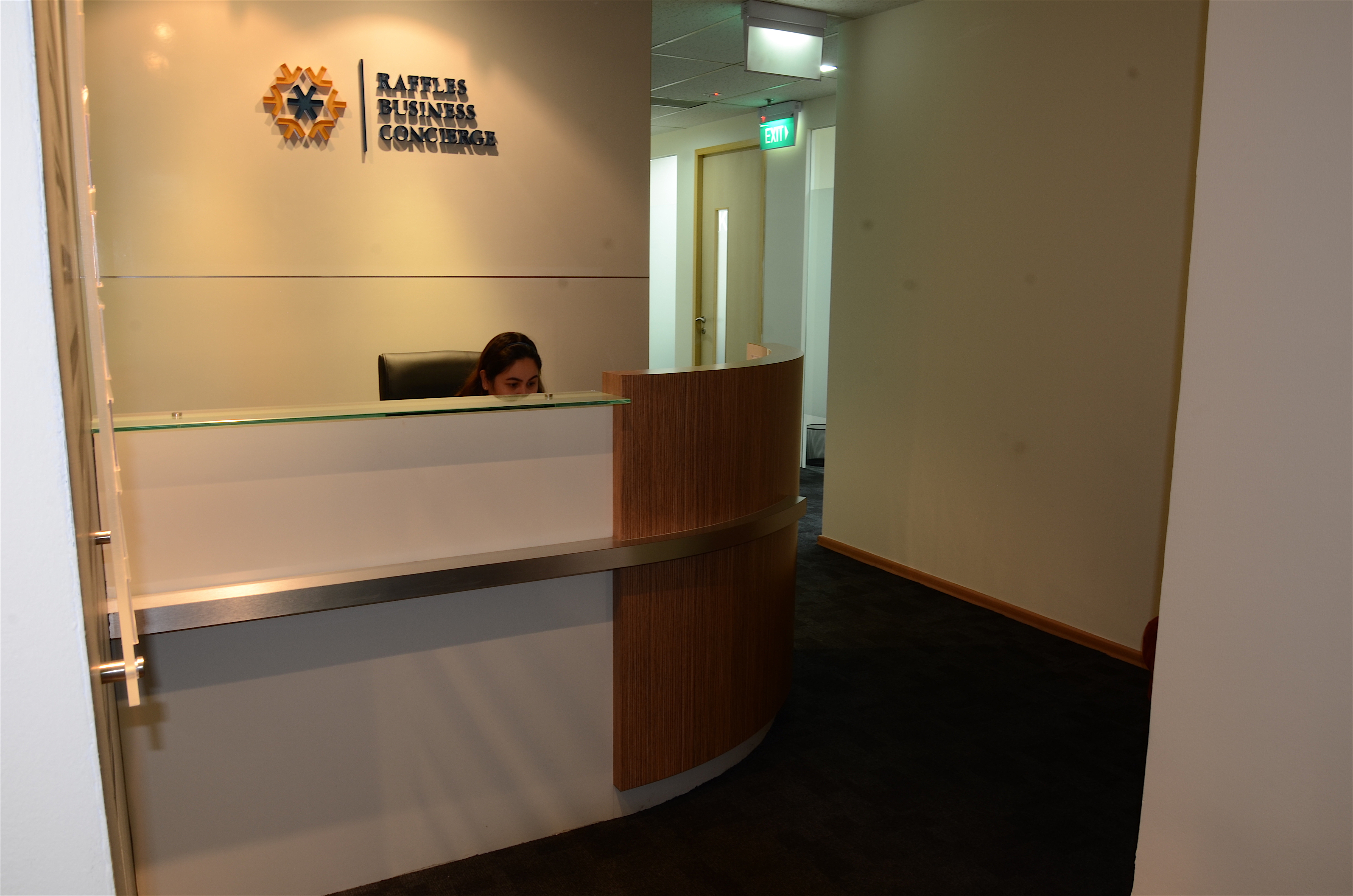 Raffles Business Concierge (2 seater)