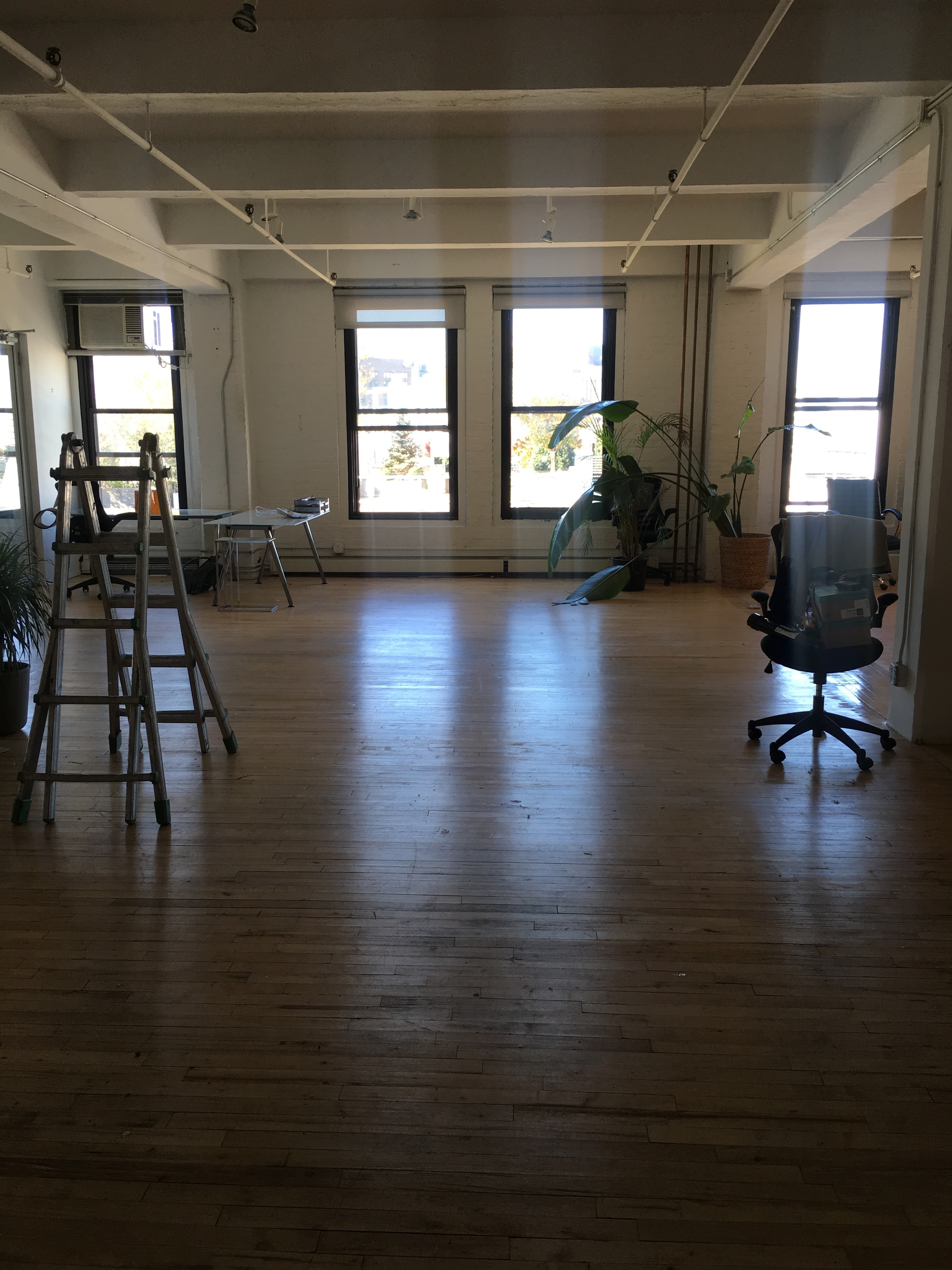 Huge Space for Rent! *Perfect for work Space, Parties, Events* (SoHo)