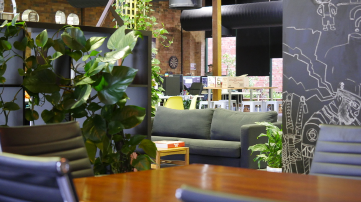 Dedicated Desk at Jumbla