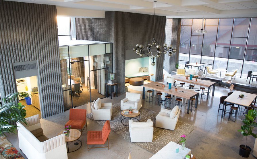 Hot Desks on Demand Hot Desks on Demand