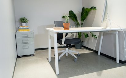 Hot Desks on Demand Hot Desks on Demand