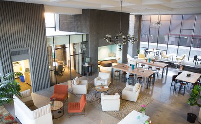 Square 2 Meeting room for 4-6 Square 2 Meeting room for 4-6