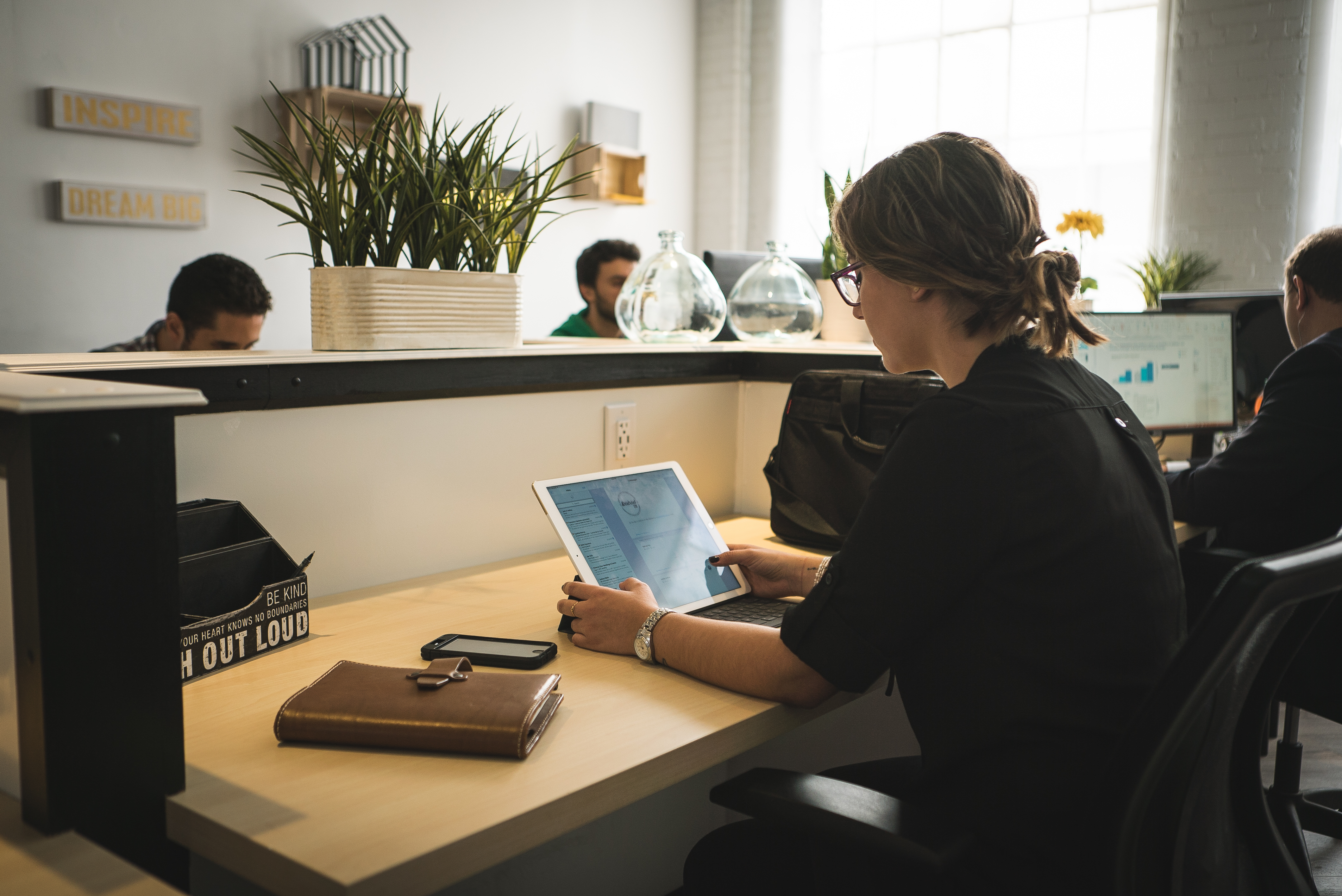 Cowork Desk Cowork Desk