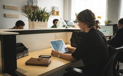 Cowork Desk Cowork Desk