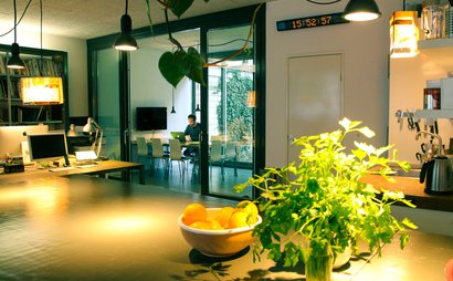 Fixed Desk Fixed Desk