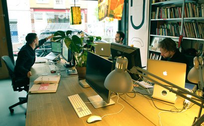 Fixed Desk Fixed Desk