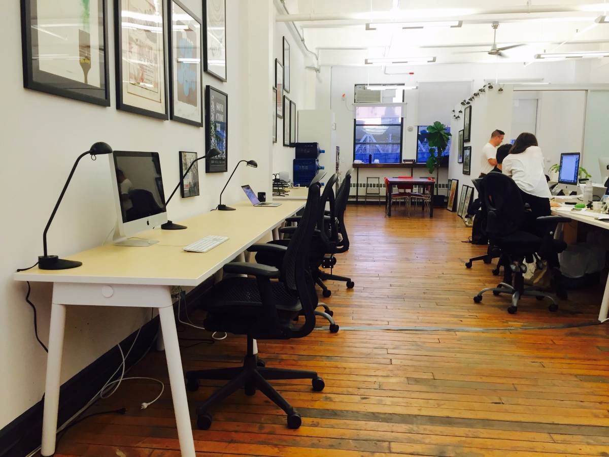 Desks Available at Ground Control Touring