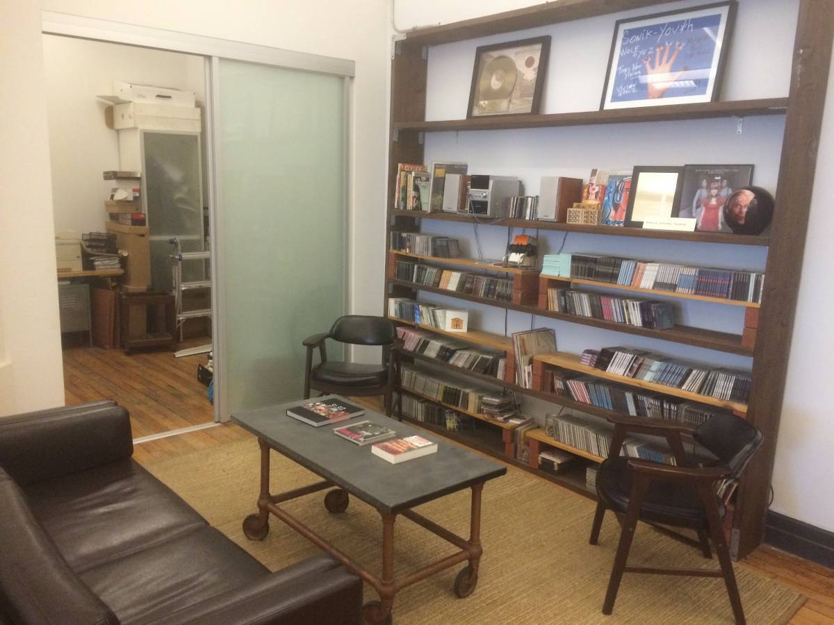 Desks Available at Ground Control Touring