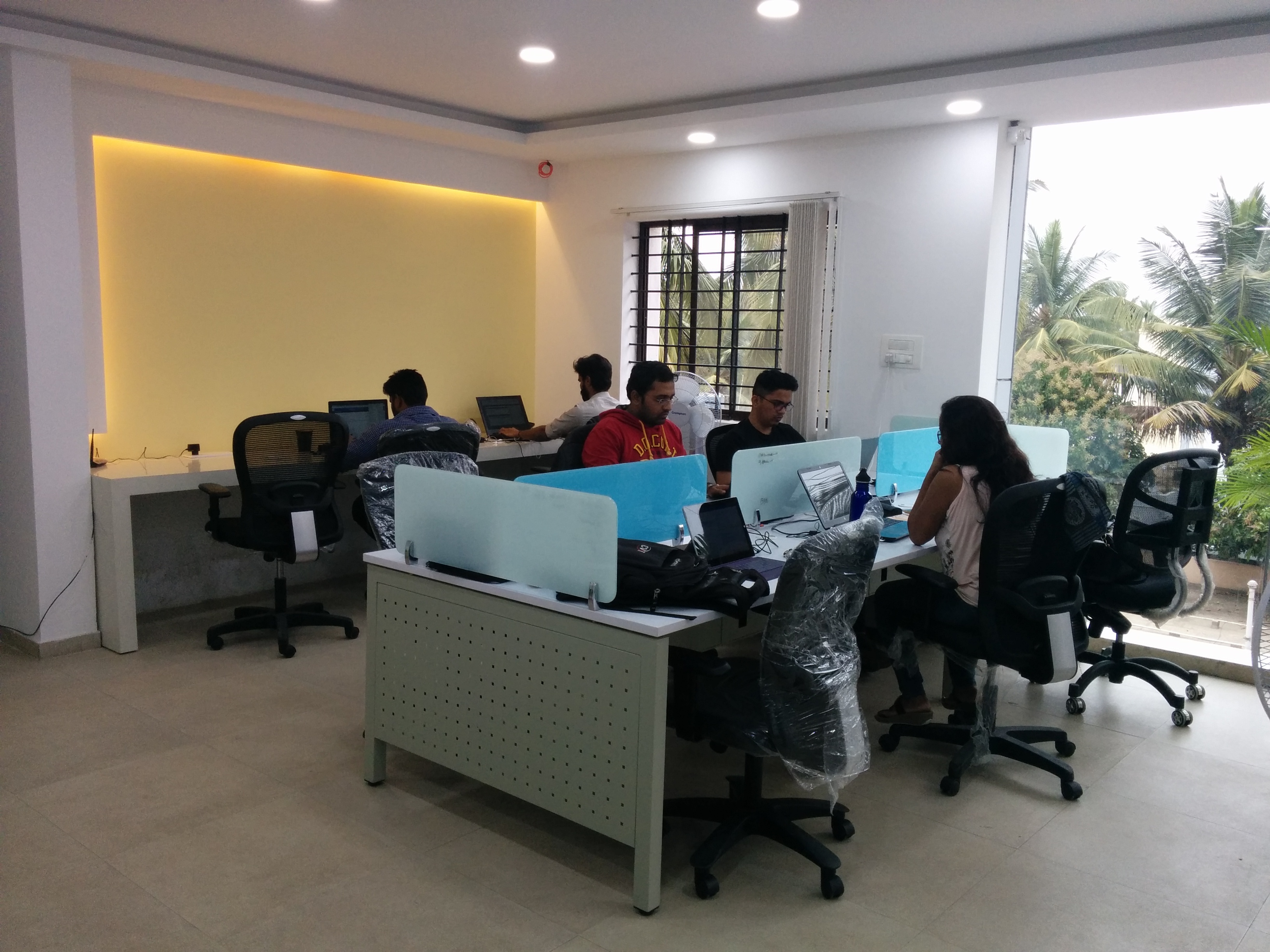 Deskhub Deskhub