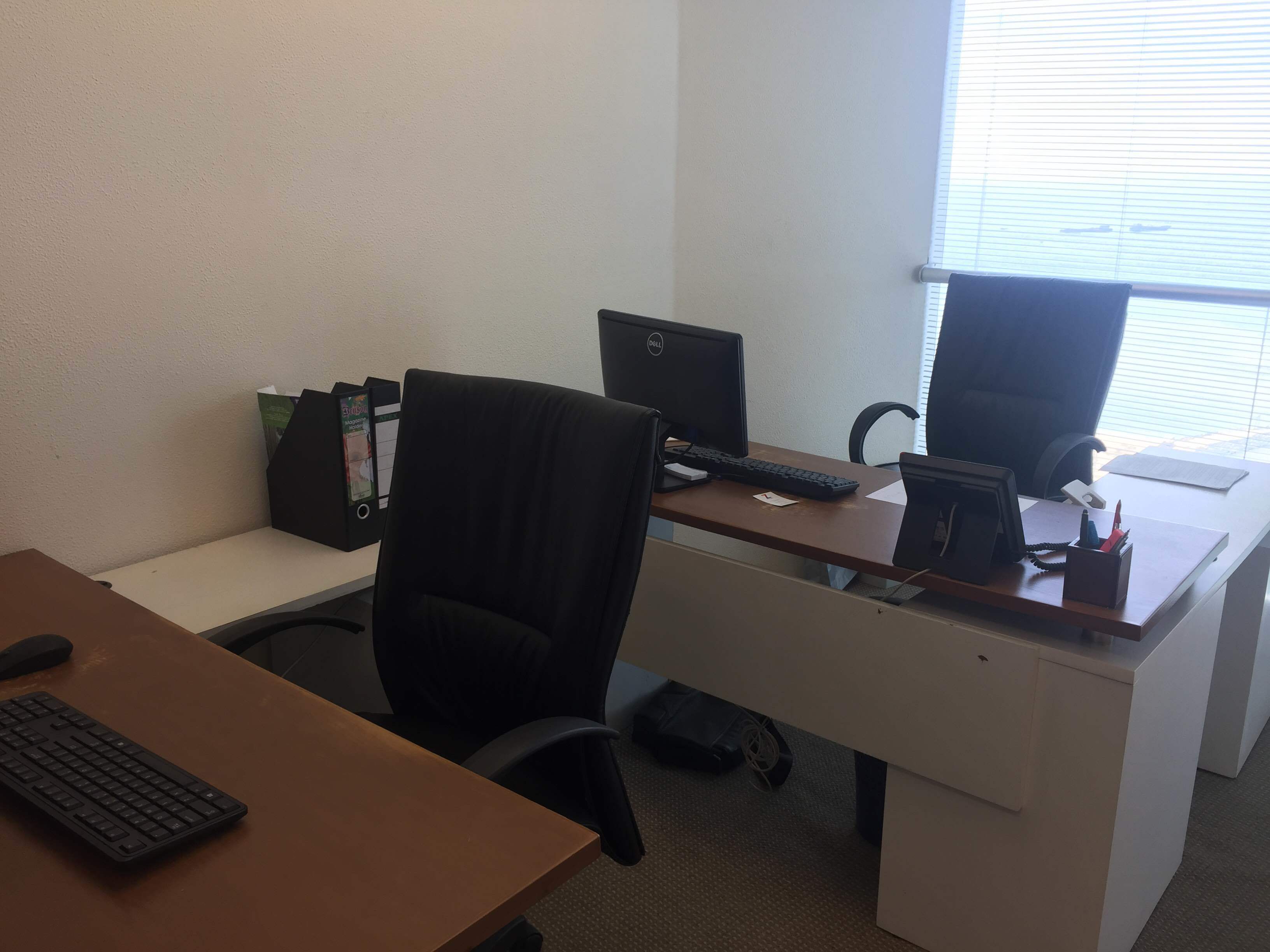 Office Space(s) / Desks for Rent, World Trade Center, Colombo
