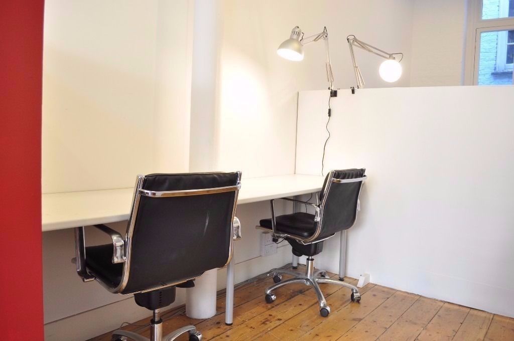 Co-working creative office desk space - Farringdon ( 320/month)