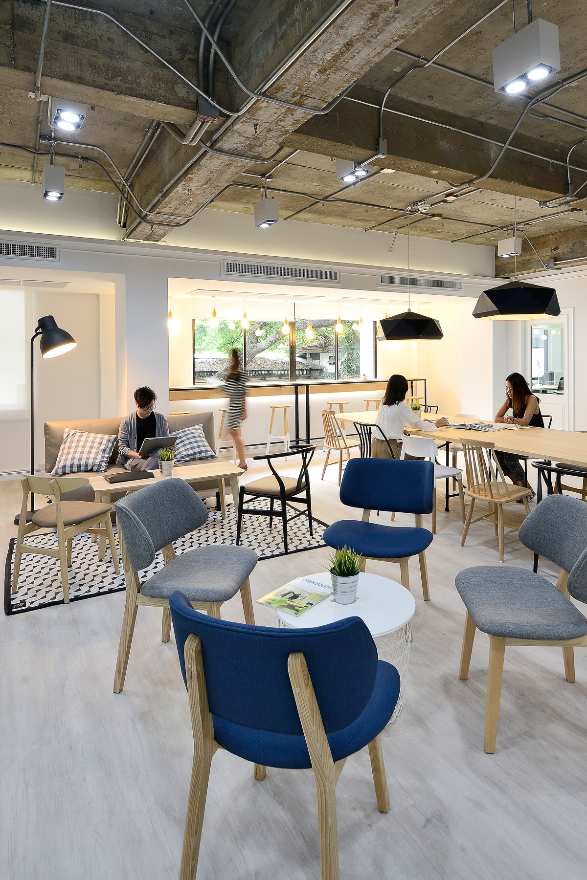 Flexible Desk Flexible Desk