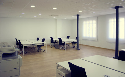 Full Time Desk Full Time Desk