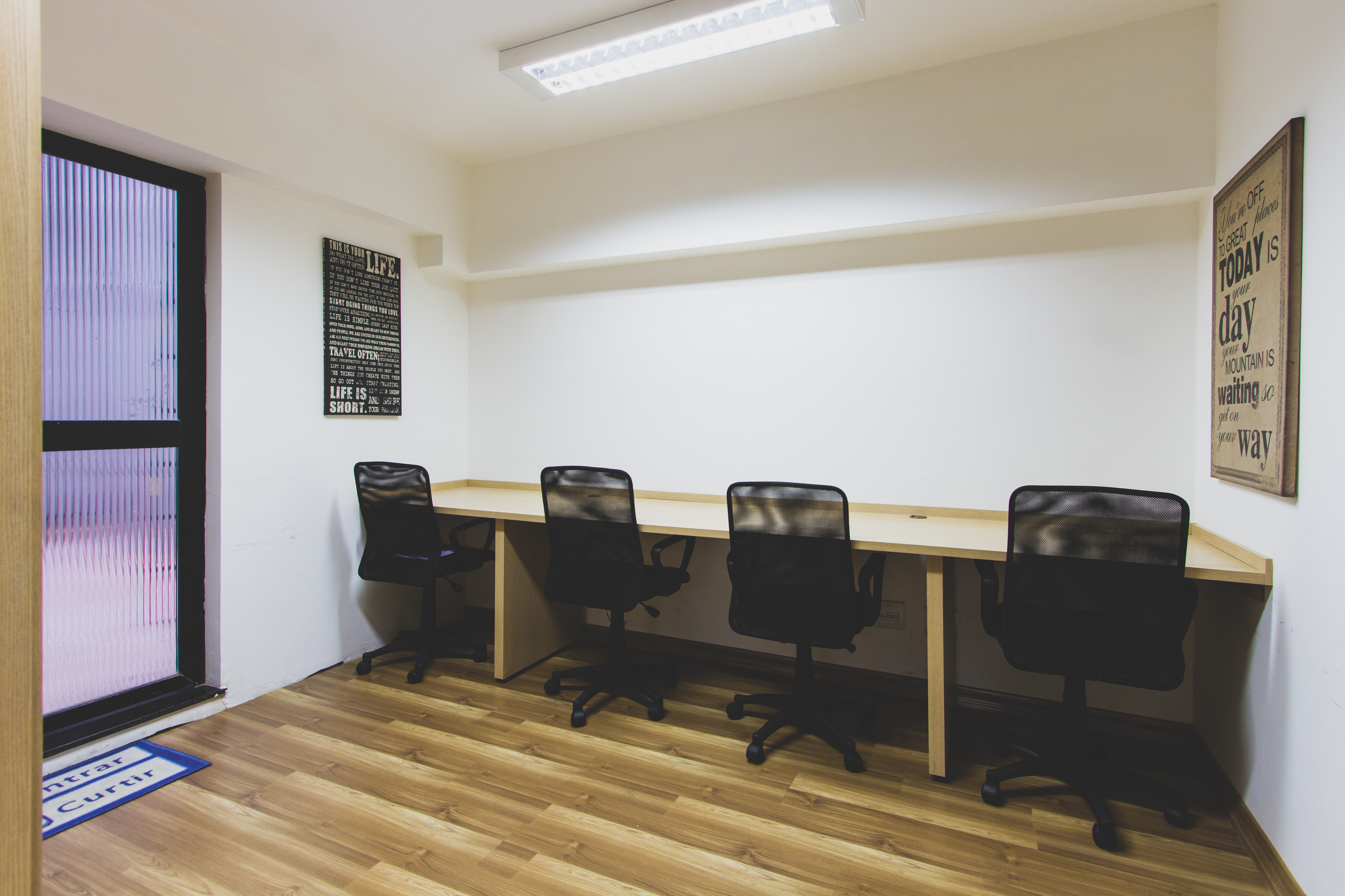 Coworking Space Desks Near Me