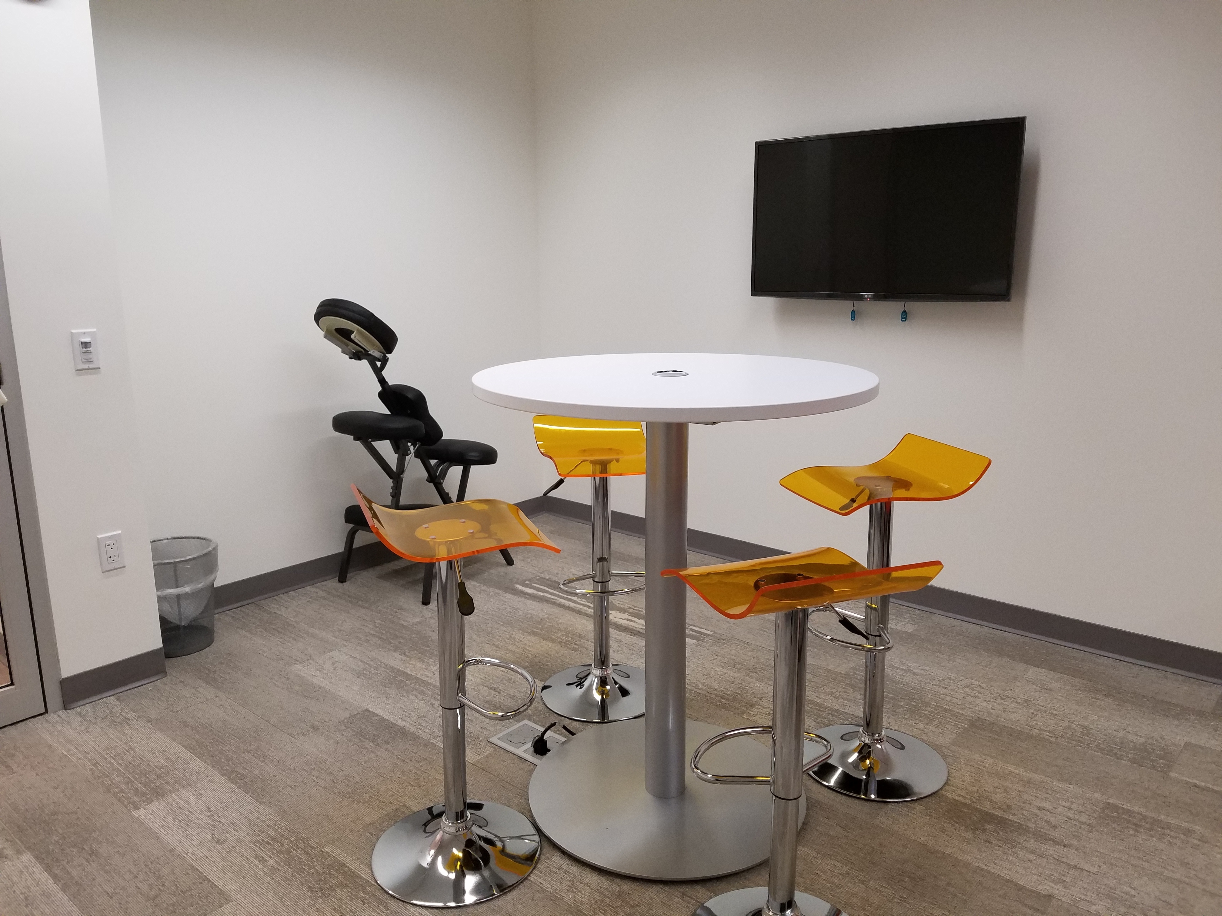 Office for 3 Office for 3