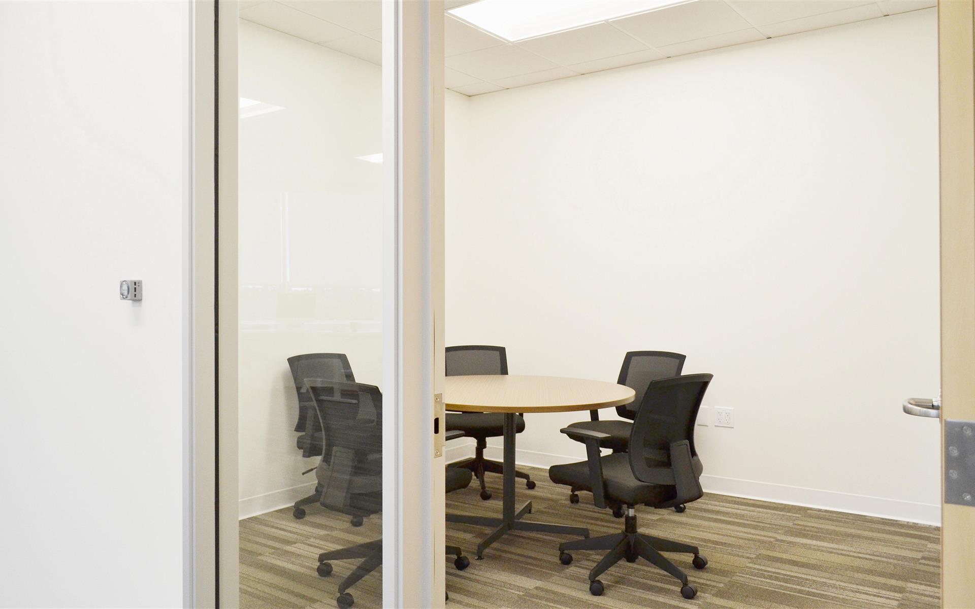 Meeting Room In The Heart of Silicon Valley Meeting Room In The Heart of Silicon Valley