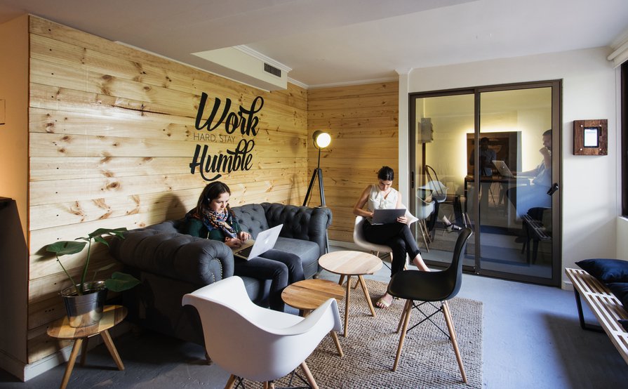Edge Cowork - Hot Desks Edge Cowork - Hot Desks