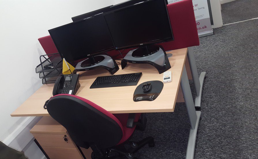 Office desk space in Wandsworth ideal for an individual in the Accounting industry. Office desk space in Wandsworth ideal for an individual in the Accounting industry.