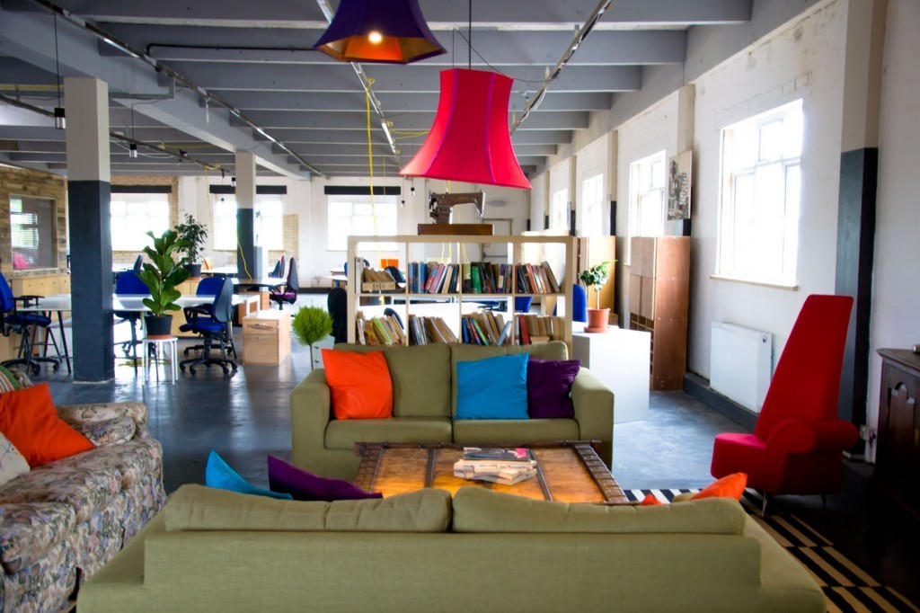 ☼Co–working / Coworking / Start-up Desk ☕Free tea, 24/7 Access & Super High-Speed Internet Within a Friendly and Creative Environment ☼Co–working / Coworking / Start-up Desk ☕Free tea, 24/7 Access & Super High-Speed Internet Within a Friendly and Creative Environment