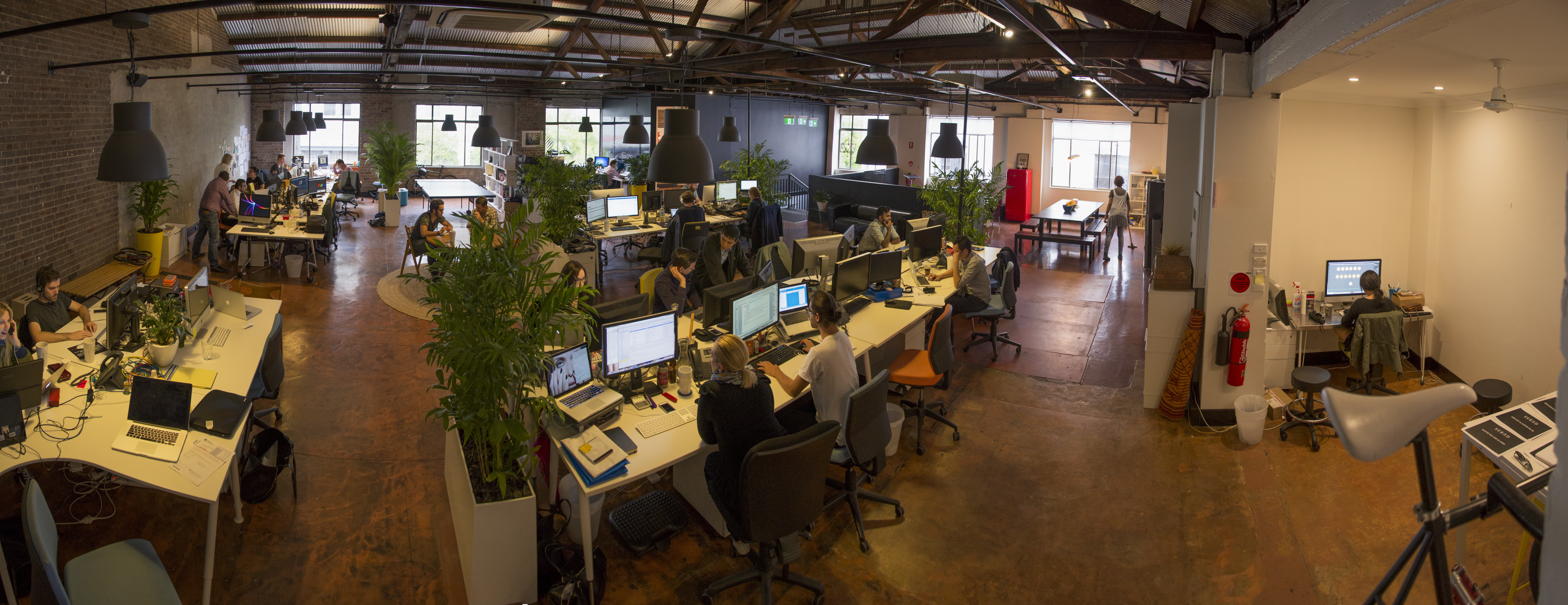 REBORN Office REBORN Office