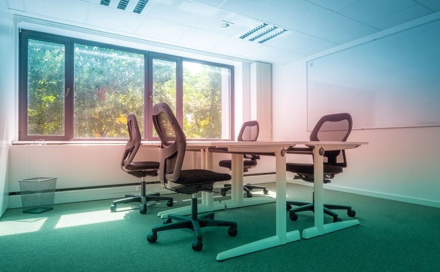 Private Office for 5 - All inclusive Private Office for 5 - All inclusive