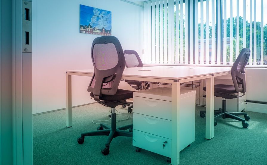 Private Office for 5 - All inclusive Private Office for 5 - All inclusive