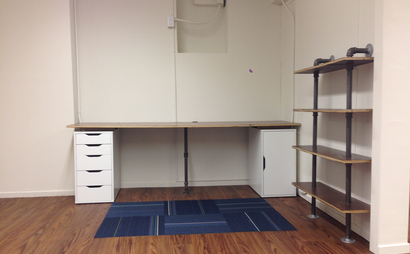 Studio desk Studio desk