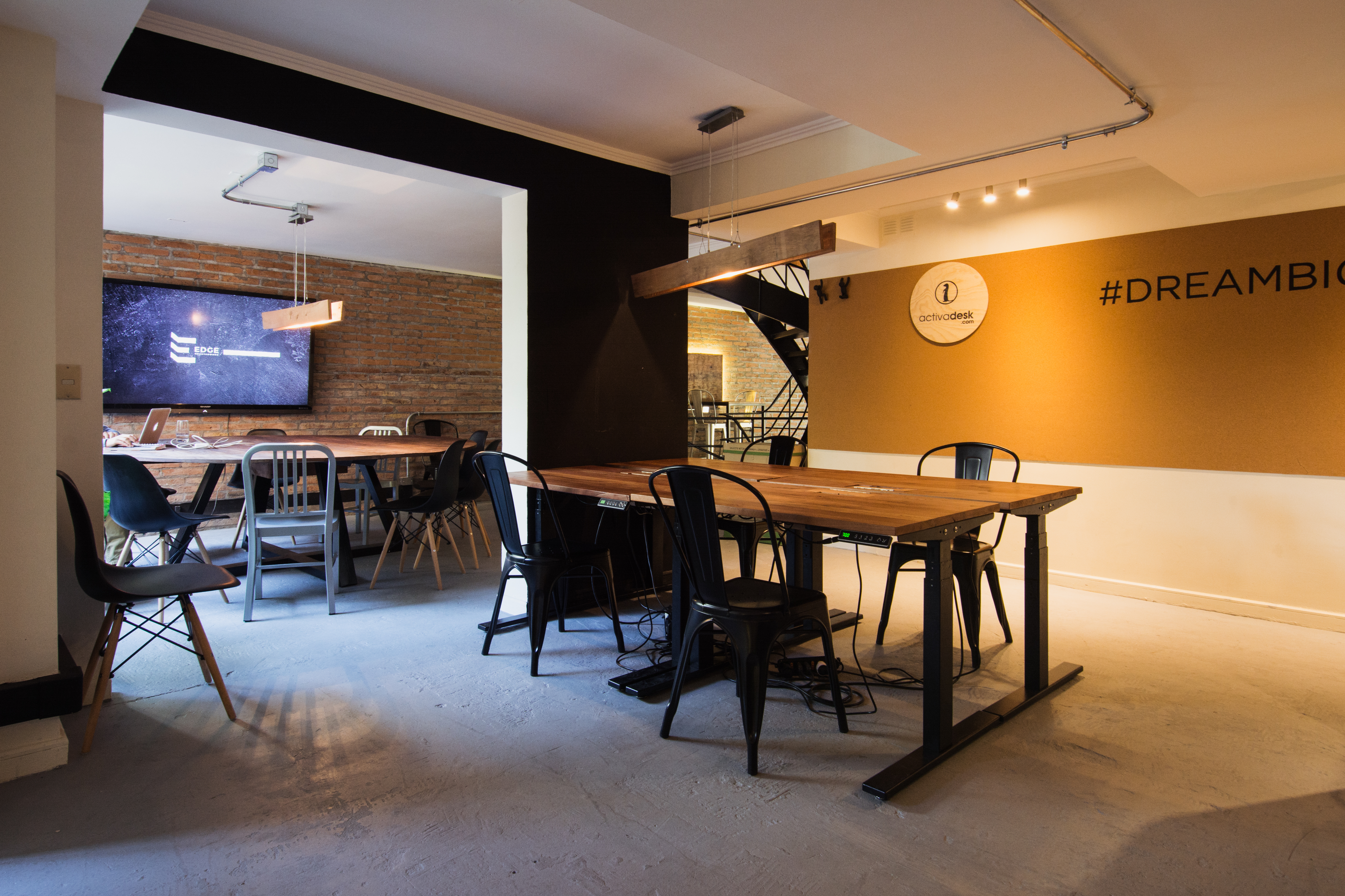 Edge Cowork - Dedicated Desks Edge Cowork - Dedicated Desks