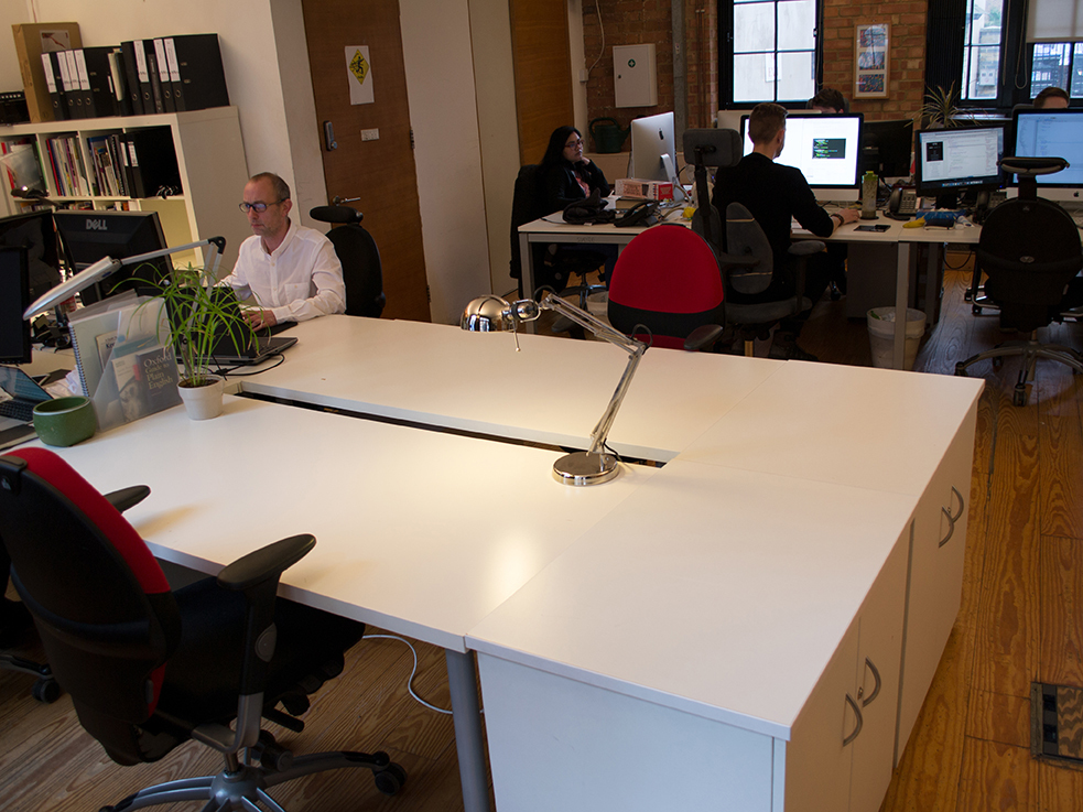 Bermondsey Street SE1 in friendly warehouse space Bermondsey Street SE1 in friendly warehouse space