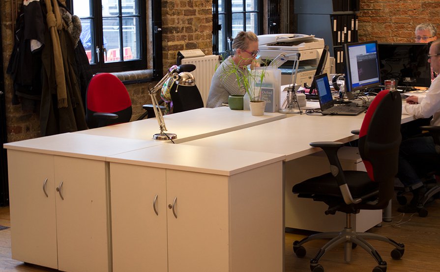 Bermondsey Street SE1 in friendly warehouse space Bermondsey Street SE1 in friendly warehouse space