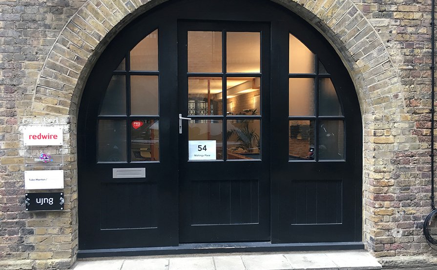 Bermondsey Street SE1 in friendly warehouse space Bermondsey Street SE1 in friendly warehouse space