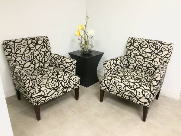 Desk Rental in a Beautiful Space (Midtown) START DECEMBER 1