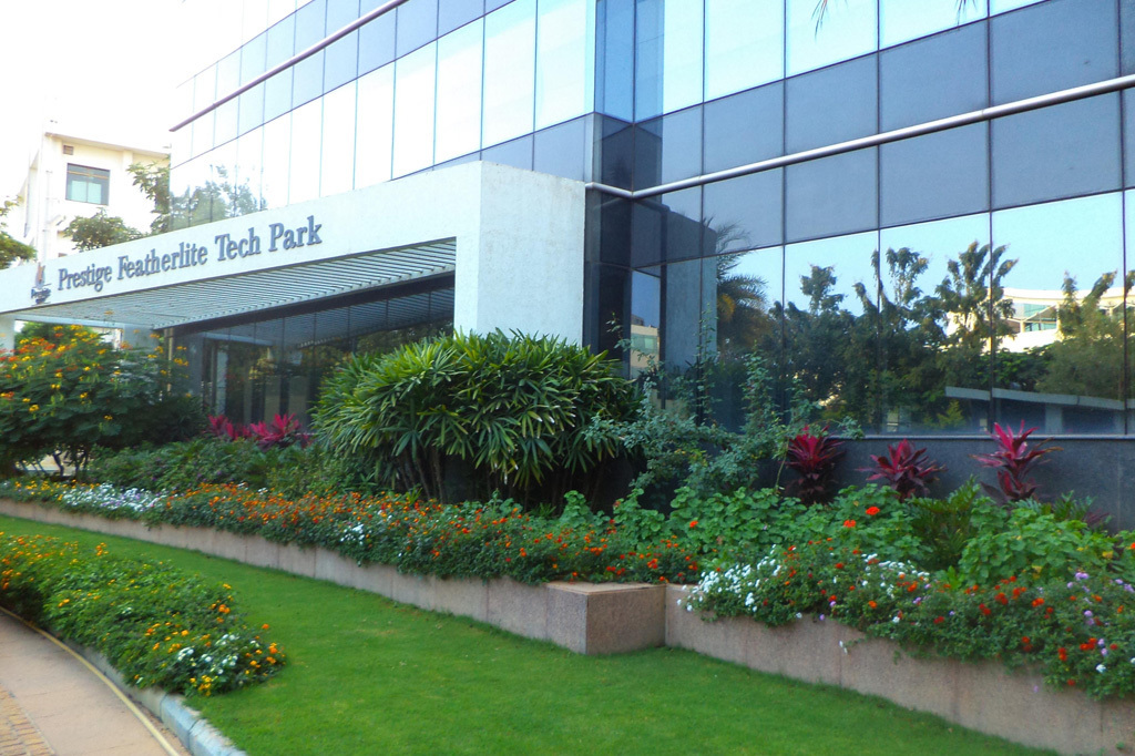 Evoma Business Center 