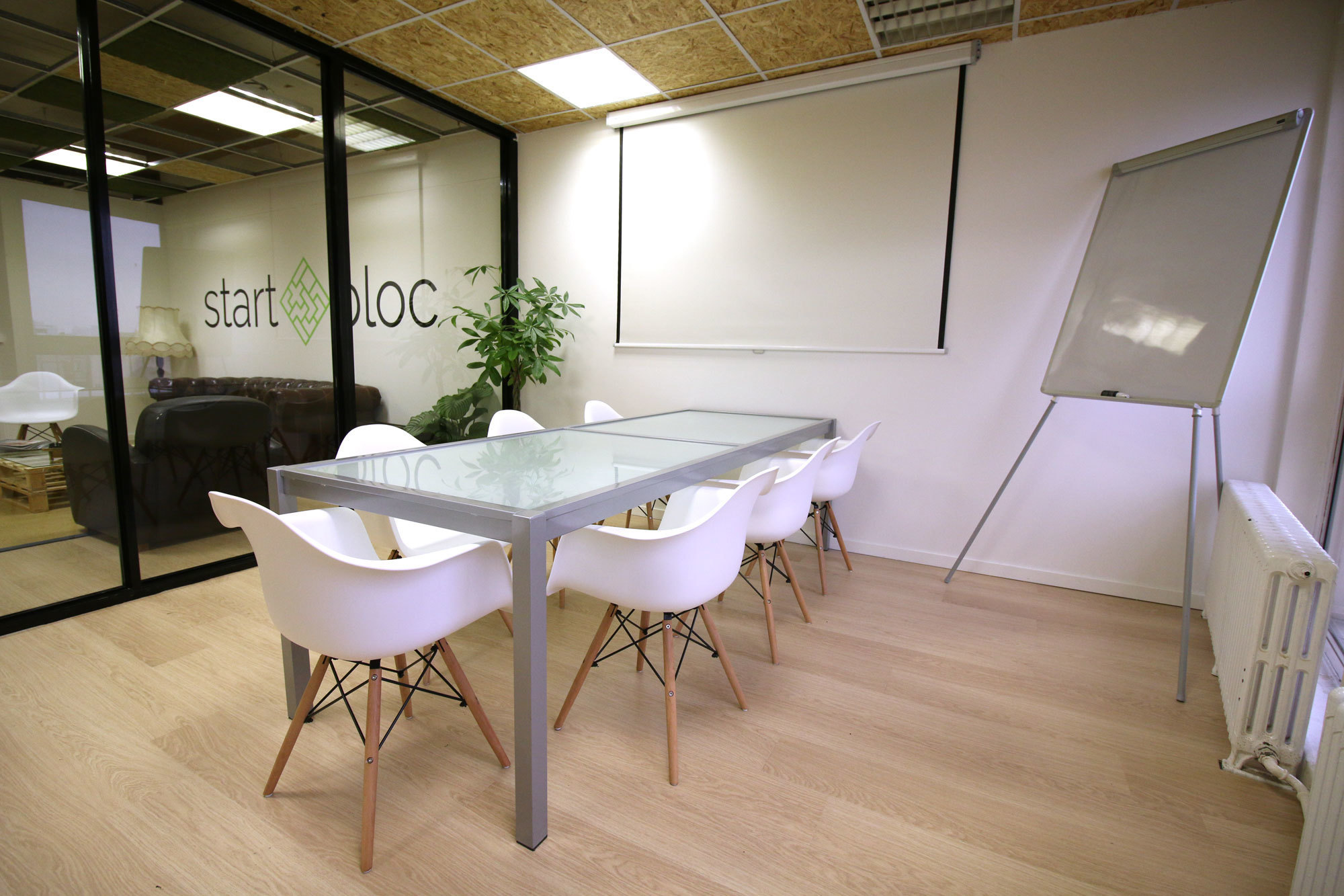 Dedicated Desk - MAXI Dedicated Desk - MAXI