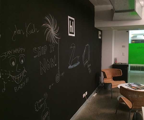 Co-working Desk @Hackerlabs