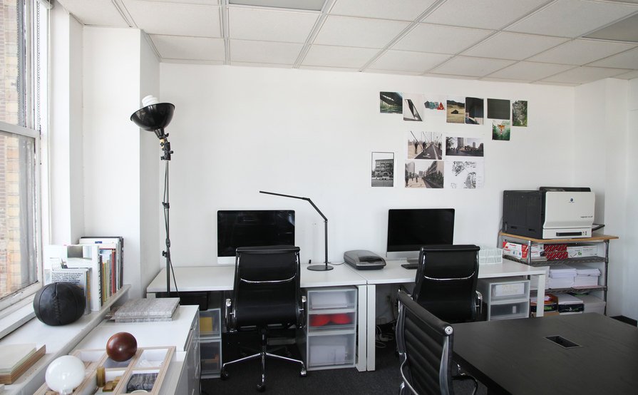 Entire 340 sf corner creative office on the 21st floor of a 1930's office building in Tribeca. Awesome unblocked views to the north and the east Entire 340 sf corner creative office on the 21st floor of a 1930's office building in Tribeca. Awesome unblocked views to the north and the east