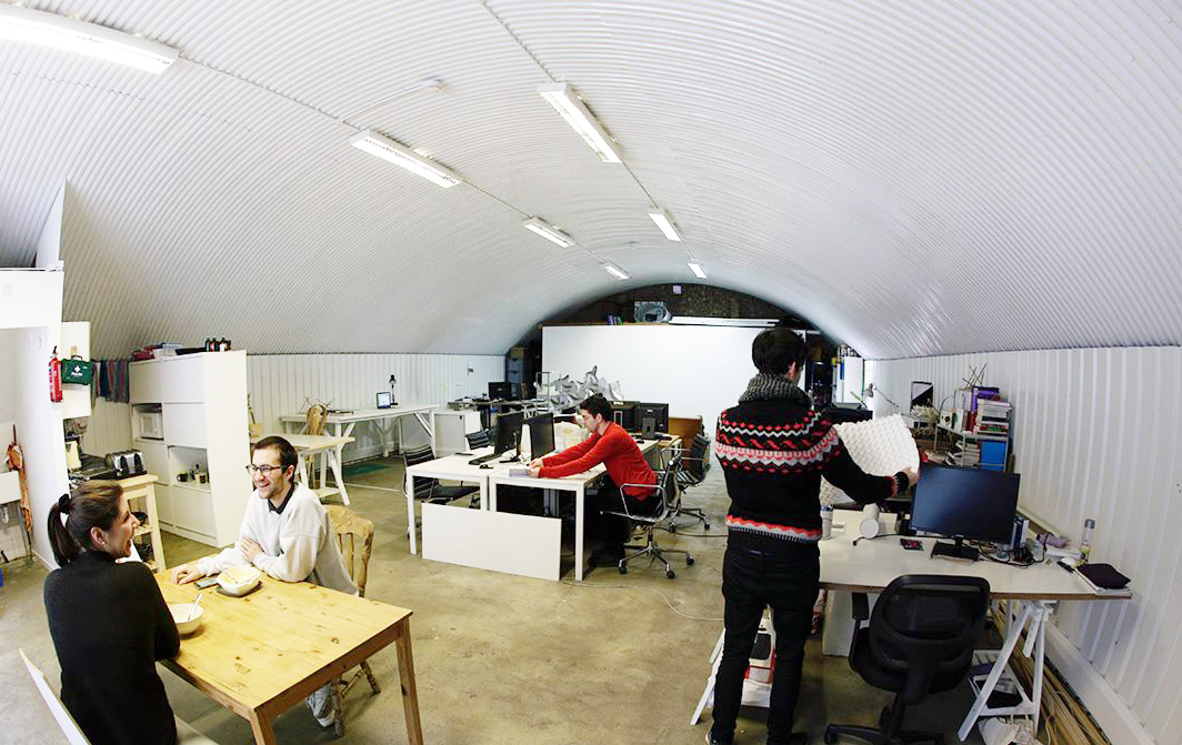 1-4 Fixed Desks available on a Flexible Arrangement