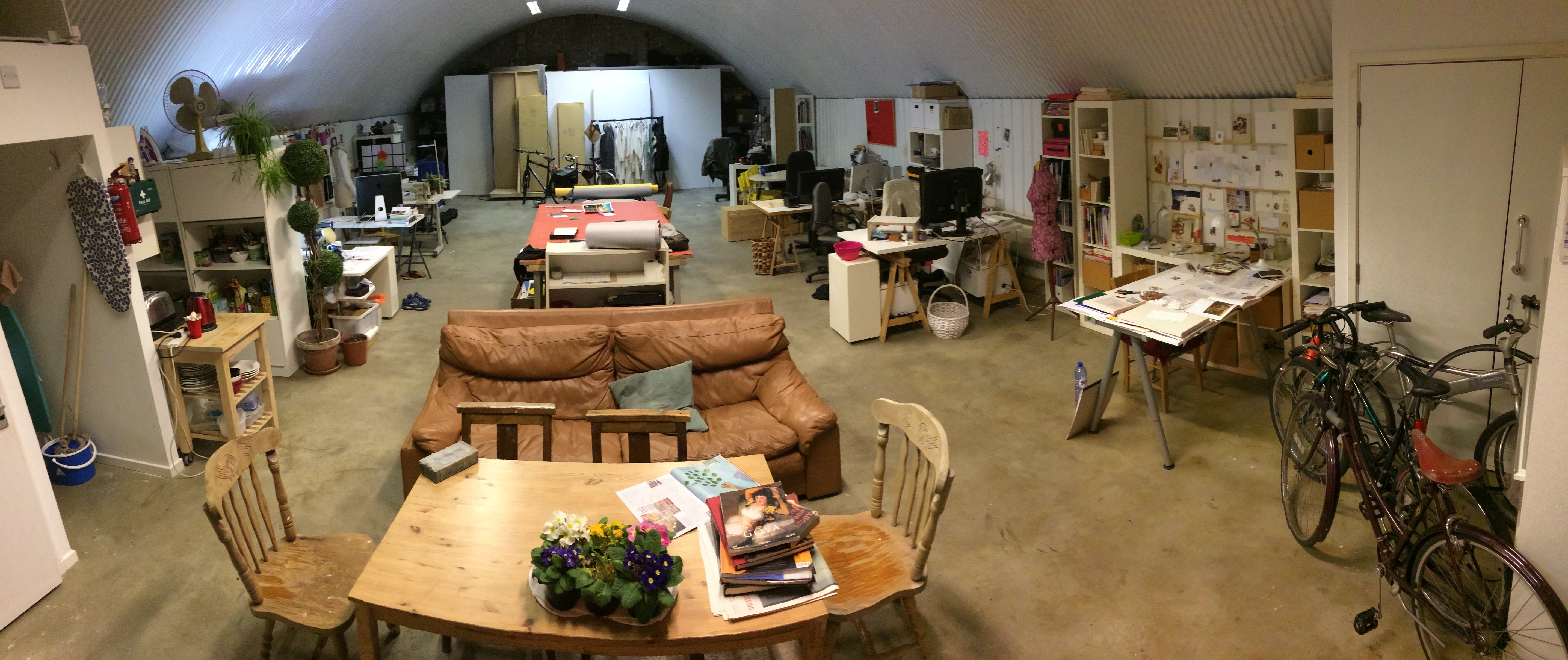 1-4 Fixed Desks available on a Flexible Arrangement