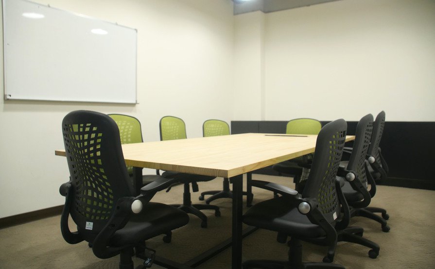 FutureWard Central-Meeting Room FutureWard Central-Meeting Room