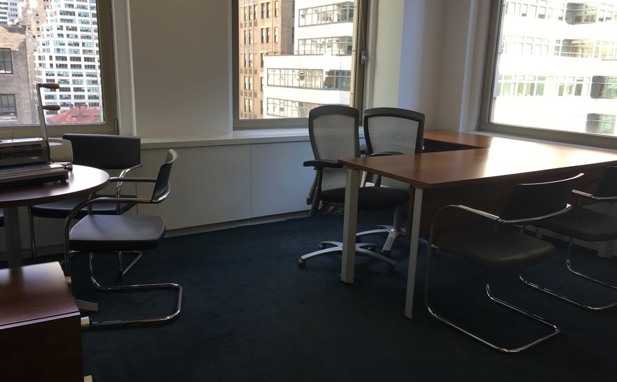 Midtown Manhattan Private Corner Office Midtown Manhattan Private Corner Office