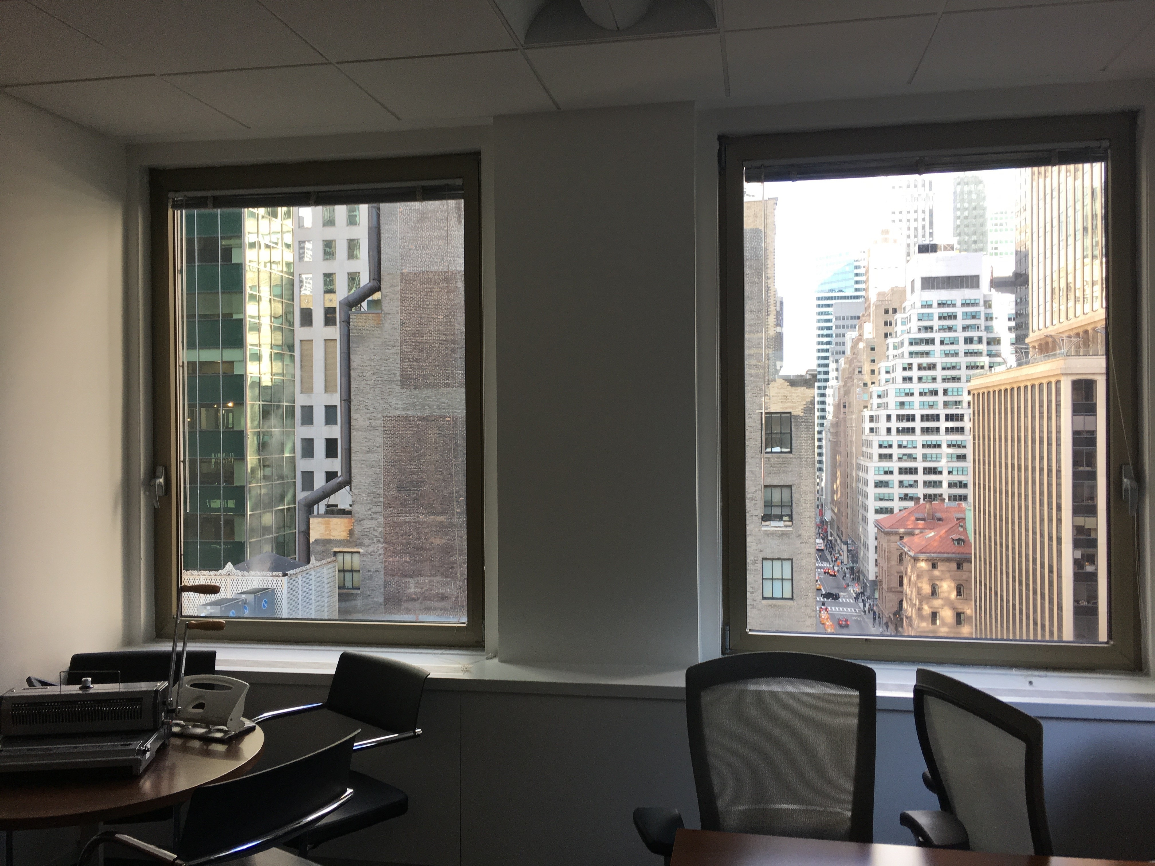 Midtown Manhattan Private Corner Office Midtown Manhattan Private Corner Office