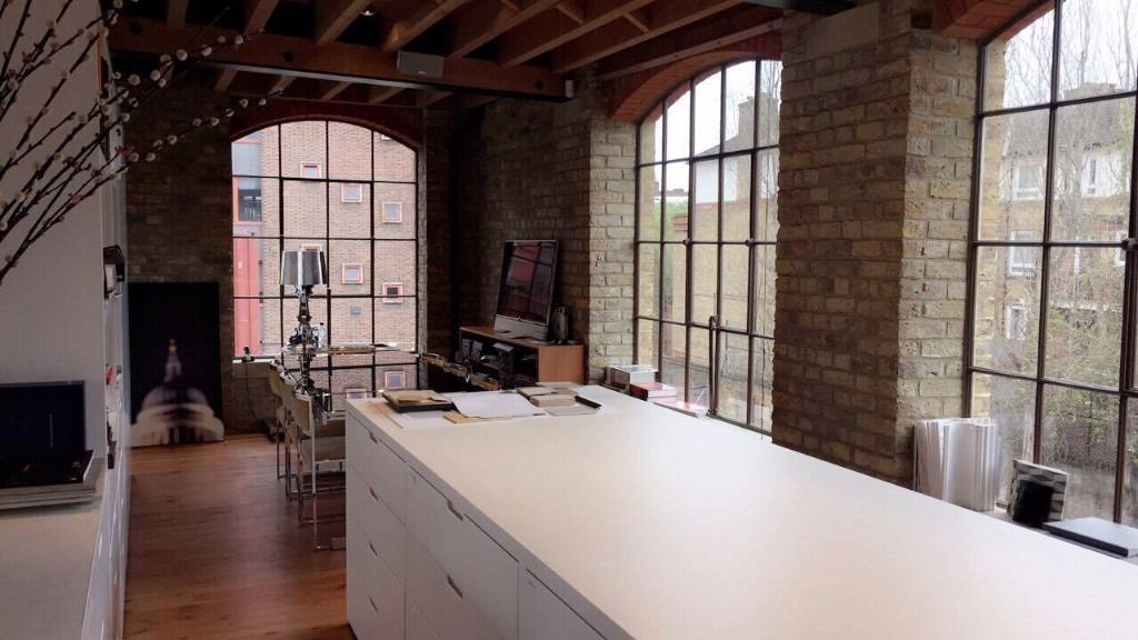 Desk Space in creative Bermondsey Street office