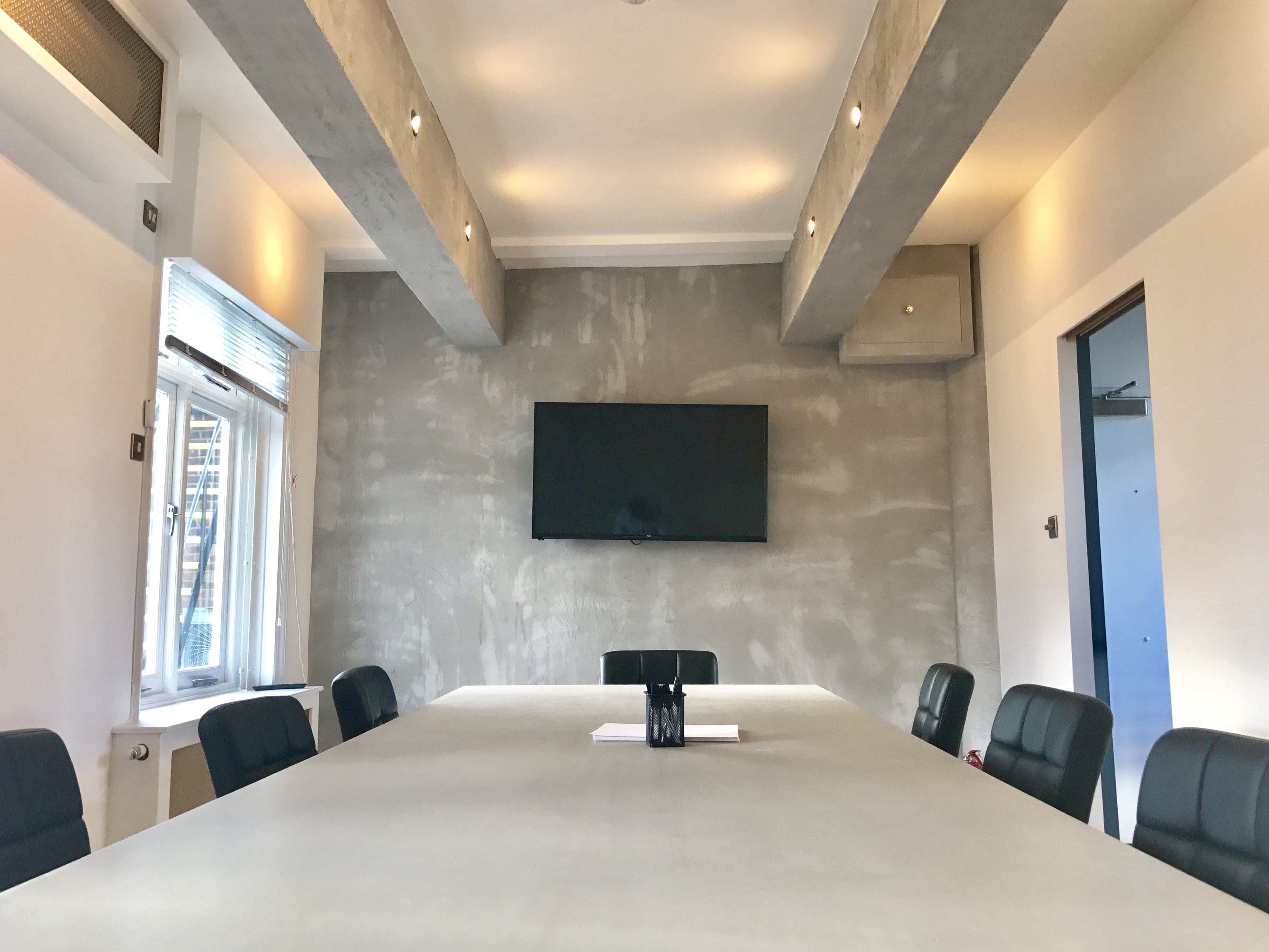 Top Location, MAYFAIR - Desks Space with Elegant Meeting Room Access Top Location, MAYFAIR - Desks Space with Elegant Meeting Room Access