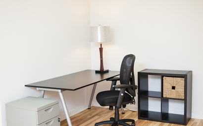 Private Office in Brand New Commercial Building Private Office in Brand New Commercial Building