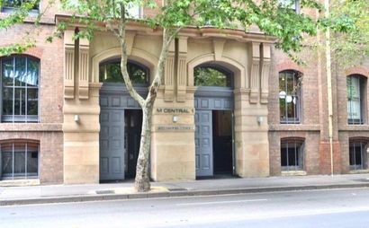 PYRMONT CREATIVE HUB - HOT DESKS PYRMONT CREATIVE HUB - HOT DESKS